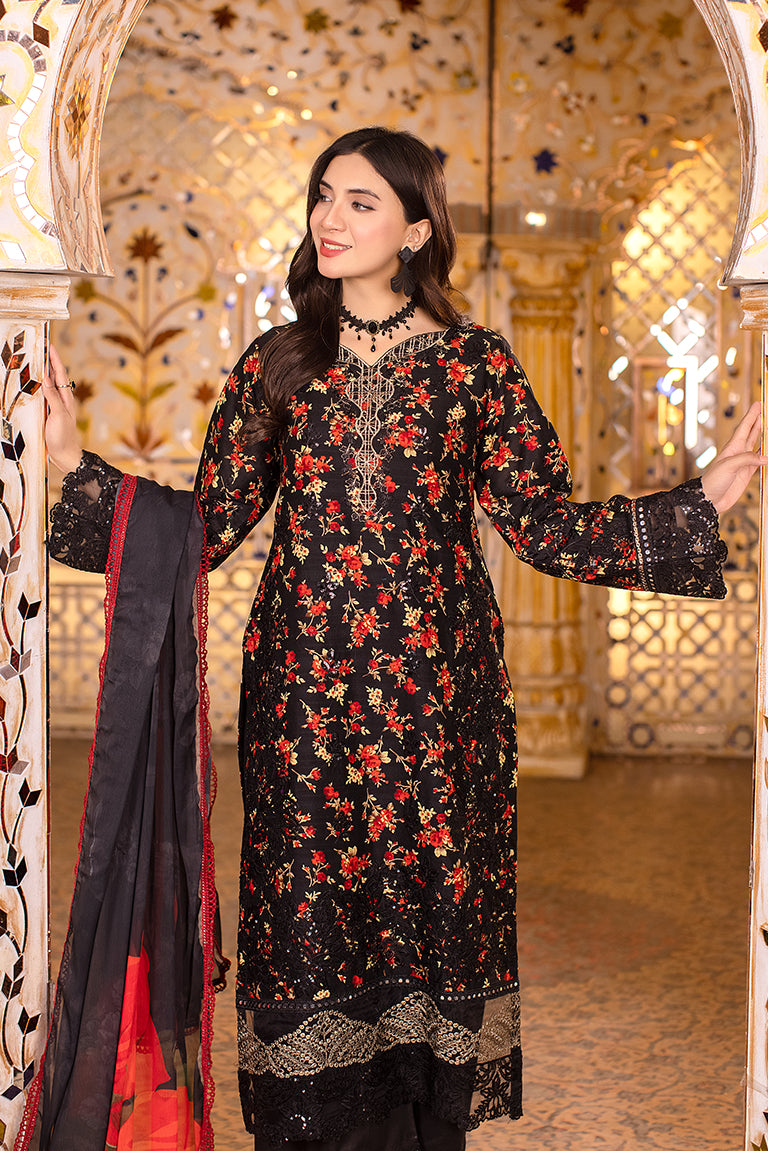 Pakistani Lawn Suit For women