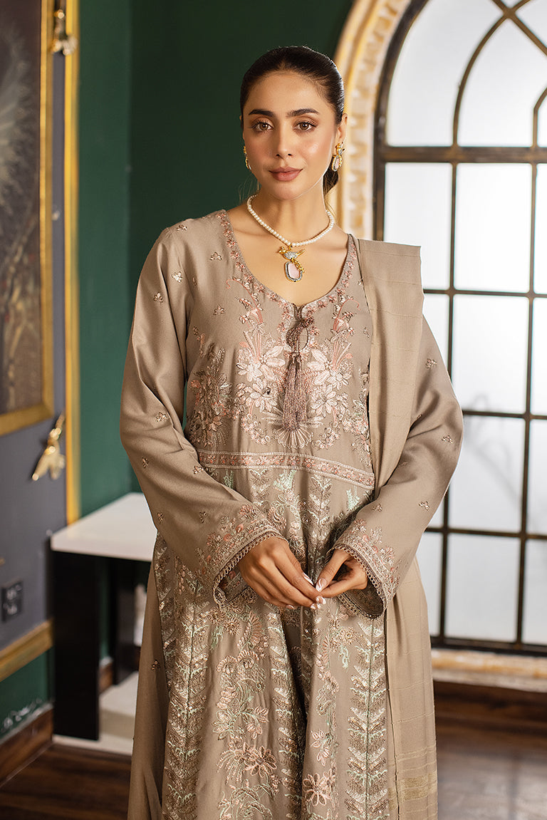 Pakistani Salwar Kameez